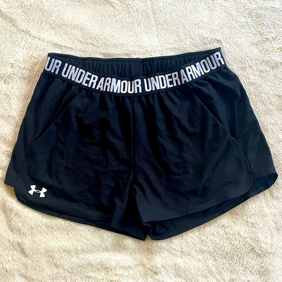 Under Armor Shorts - Picture 1 of 3